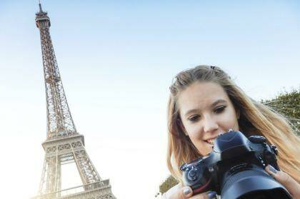 Teens love Paris. Photo: franckreporter