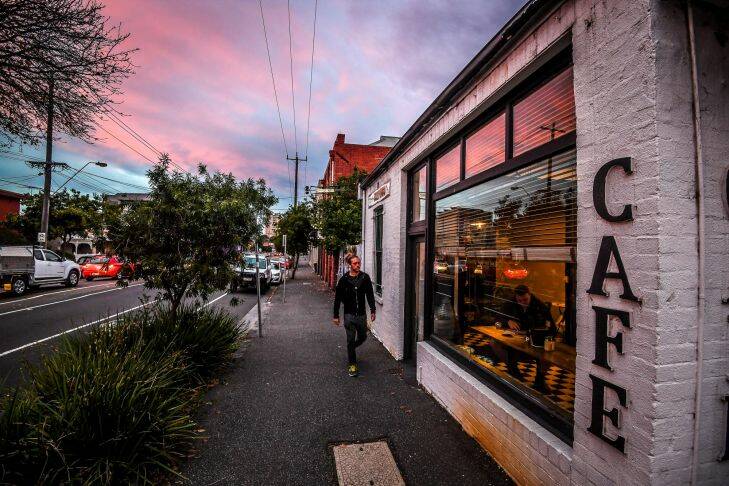 The Age, News 23/05/2017, picture by Justin McManus. Sunrise in Collingwood.