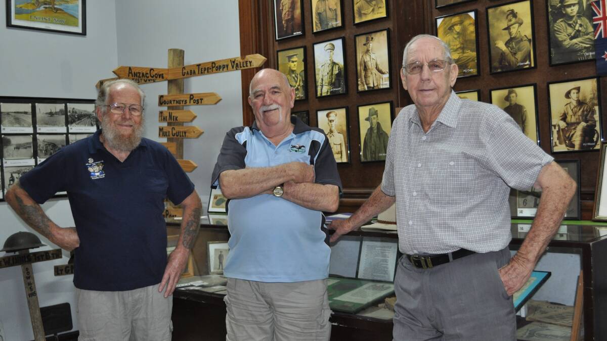President Graham Allen, centre, with Blu Manning and Kevin Newman, one of the valley’s last WWII veterans 