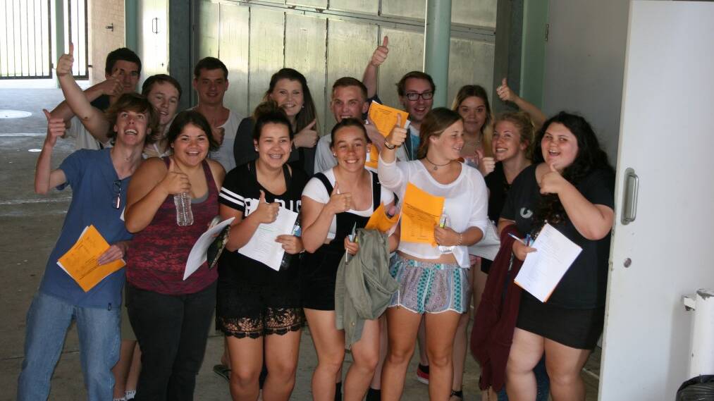 WELL PREPARED: Nambucca High students were generally pleased with the questions in their first HSC exam paper on Monday. Pictured (from left, back) are Thibaut Clarke, Benjamin Ford, Timothy Daley, Shelly Blain, Zac Hocking,
Sage Ennis-Nickson, Jessica Woodhall, (front) Lewis Gooch, Kythera Cohen, Abbee-Kate Milgate, Madeline McCullagh, Sian Cassidy, Sarah Orman and Jordan Barbour