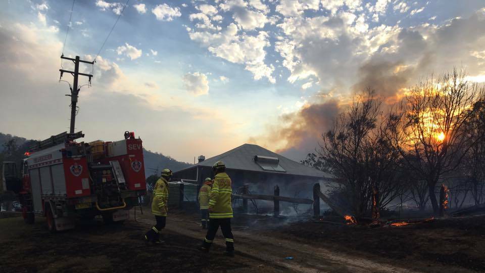The Pappinbarra Rd fire on Sunday. Photo: Rod Chetwynd