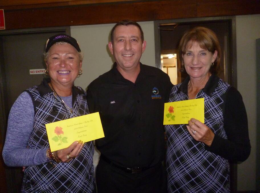 Nambucca Bowls Hibiscus Pairs winners Judy Monks and Elaine Tindall from Sawtell with Paul Coulton from sponsors Nambucca Heads Bowling Club