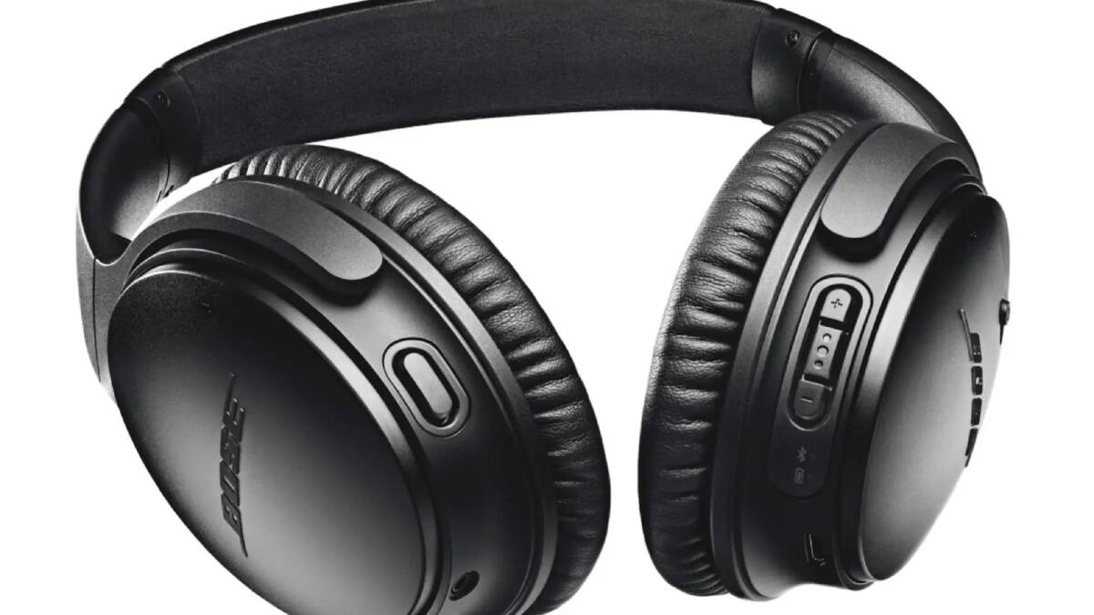 Noise-cancelling headphones help make flying a breeze. Photo: Bose