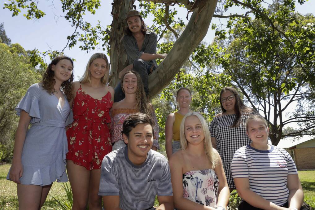 Front (L-R) Thomas Barbour, Brooke Hallett, Anne Gilbert. Mid (L-R) Jemima McKinney, Hannah Bartlett, Olivia Langley, Marni Girle, Kiarra Cohen. With Max Galo up the tree.