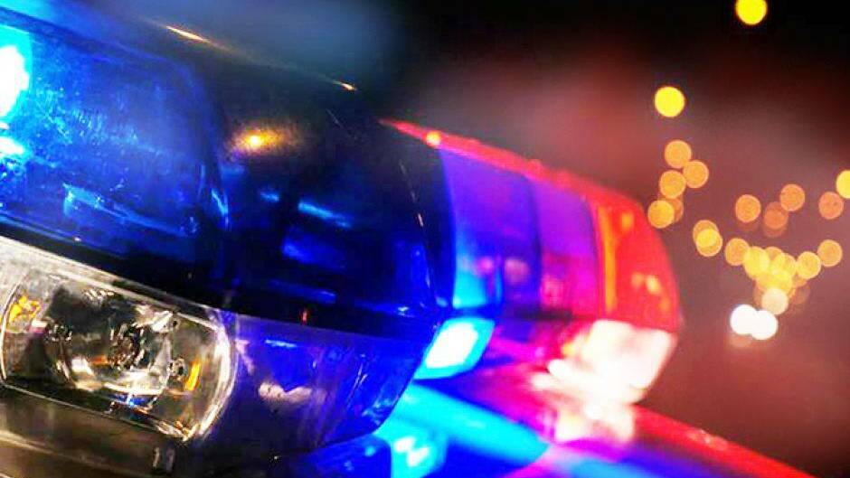 Ute driver takes police on chase through Macksville