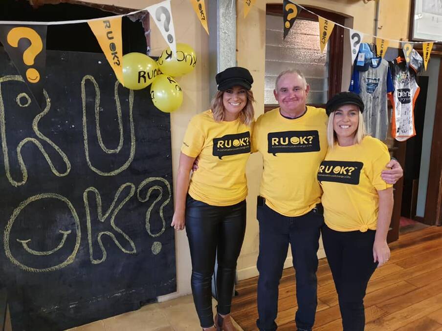 It was all yellow: Valley jumps into action for RUOK fundraiser