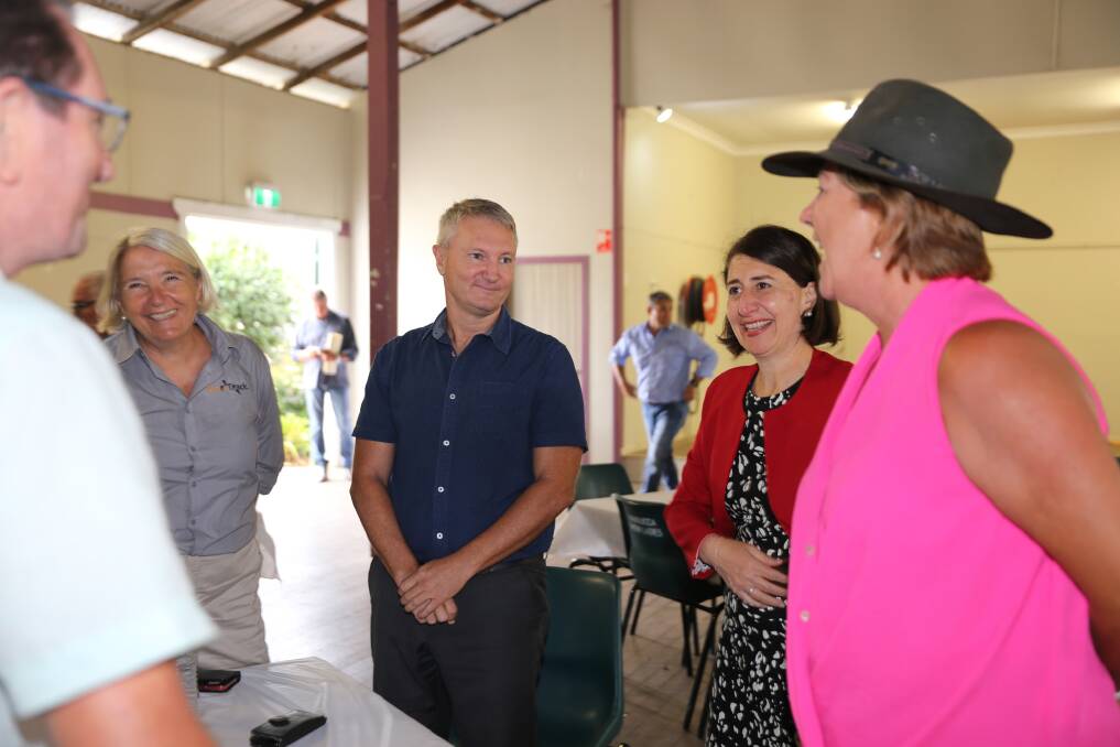 Dr Danny Ryan, Jill Ashley, Anthony Miles with Premier Berejiklian and Member for Oxley Melinda Pavey