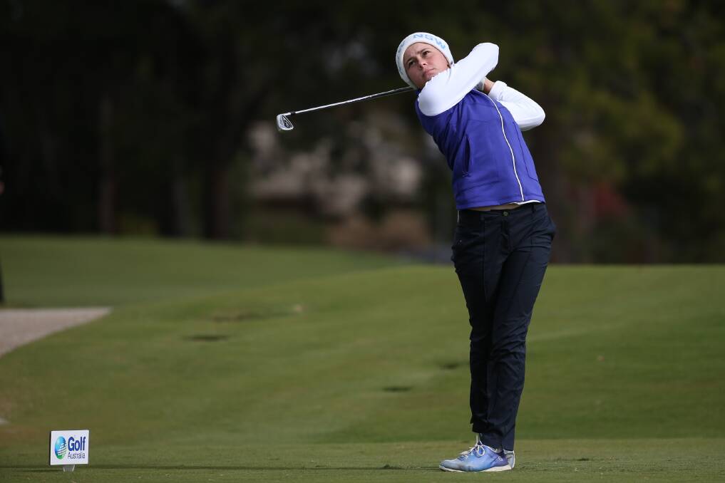 Darcy Habgood watches a tee shot during the Australian Women’s Teams Final at Glenelg Golf Club.