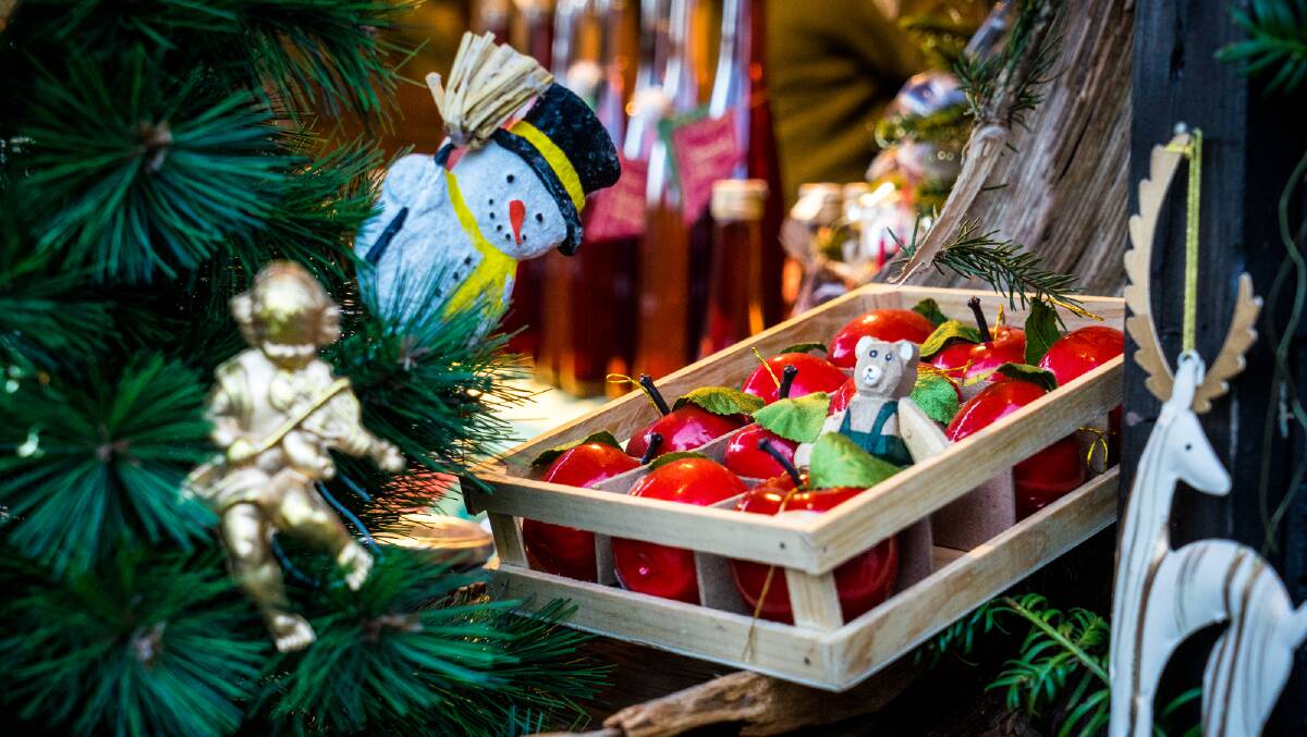 Handmade Christmas decorations at a lakeside market in Tegernsee.
