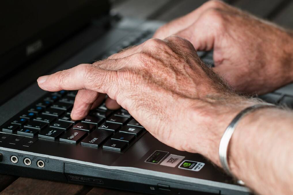 Drop-in tech help for seniors at Nambucca Library