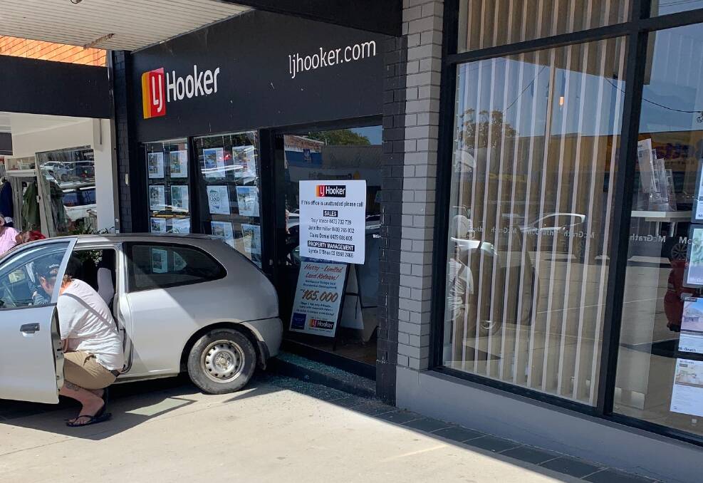 Car crashes into shop at Nambucca