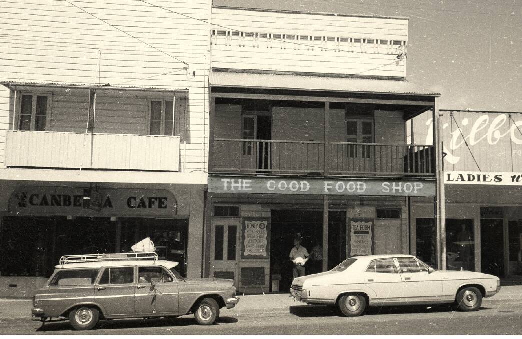 The Good Food Shop on Hyde St opposite the Federal Hotel.After burning down, it was rebuilt and is now a butcher's shop
