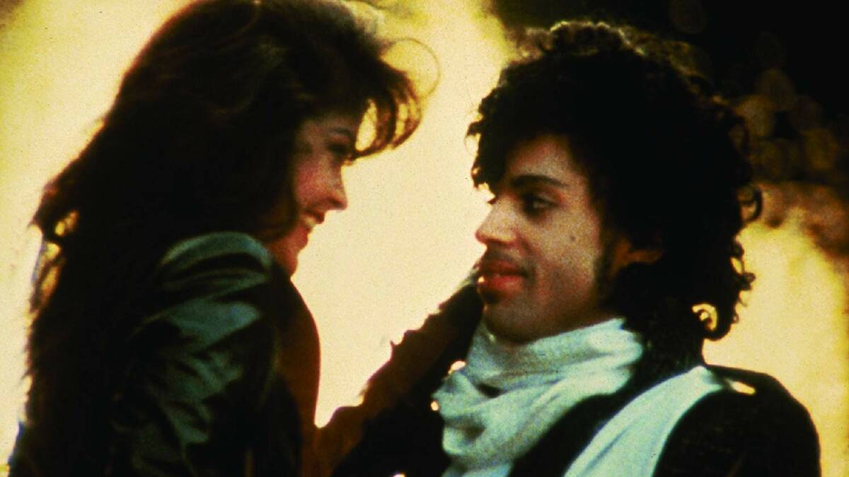 Prince and Apollonia Kotero in Purple Rain (1984).