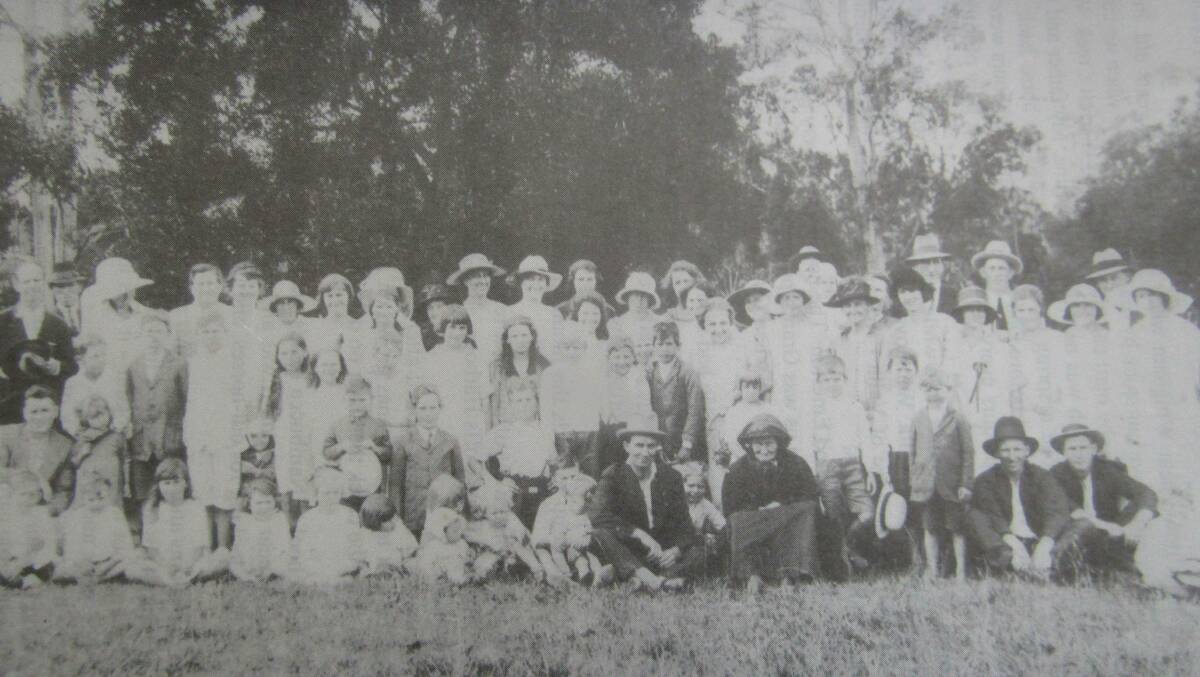 Picnic Party on Klein's Flat c. 1920. Locals would load cane baskets with food and enjoy a day of swimming, games and socialising on the Klein's property. 
