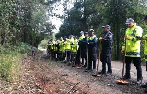 Strike Force Rosann takes the search for evidence in relation to the disappearance of William Tyrrell to Batar Creek Road and Cedars Loggers Lane. Photo: IVAN SAJKO