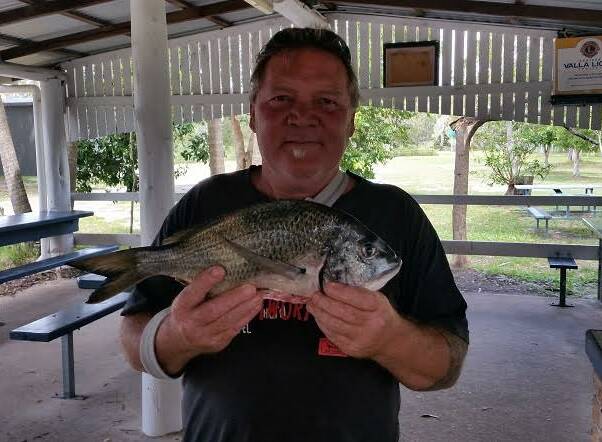 Mick Ellem with his superb Urunga-bream, measuring in at 47cm and weighing a solid 1.4kg. Photo: Supplied 